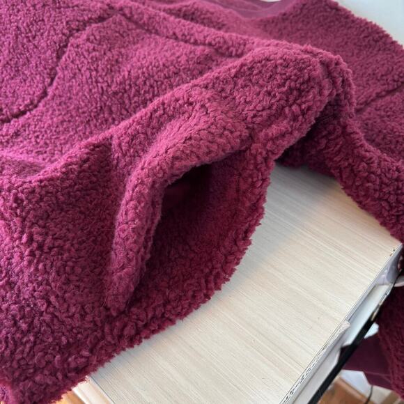 COS Oversized Teddy Fleece Sweatshirt Size XS Wool Blend Burgundy Crew Neck - Picture 10 of 13